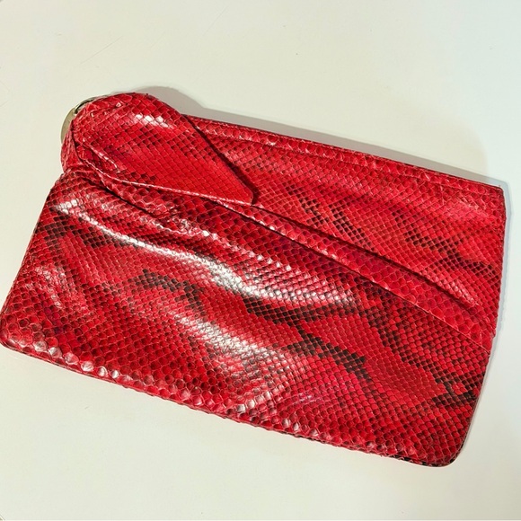 Morris Moskowitz Handbags - Vintage Morris Moskowitz Red Genuine Snakeskin Clutch Purse
